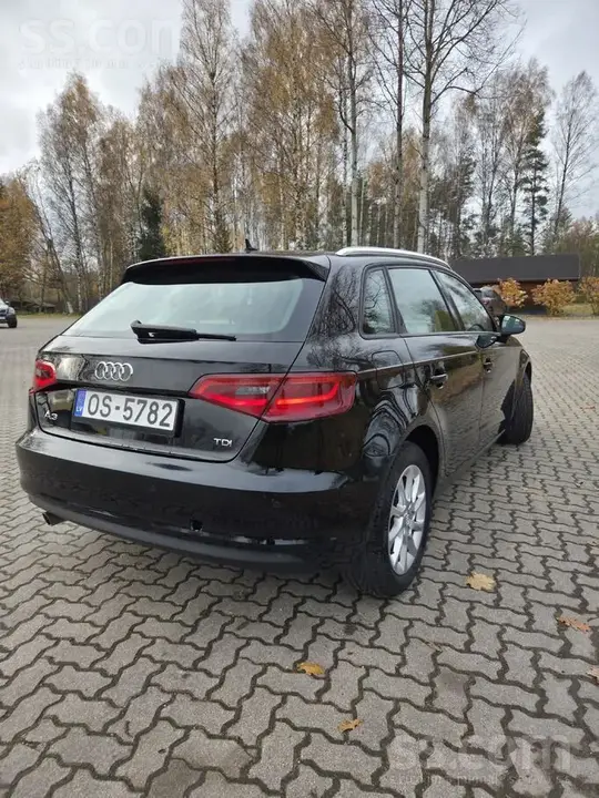 Audi A3 2015 photo 2