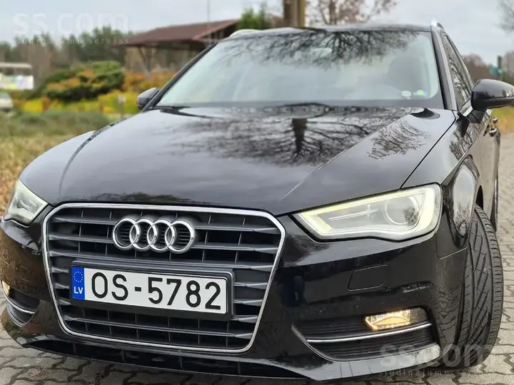 Audi A3 2015 photo 3
