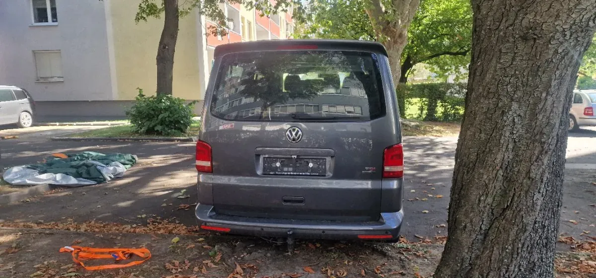 Volkswagen Caravelle 2015 photo 2