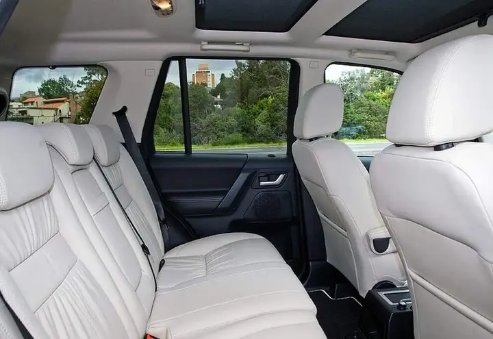 Land Rover Freelander 2 2011 photo 3