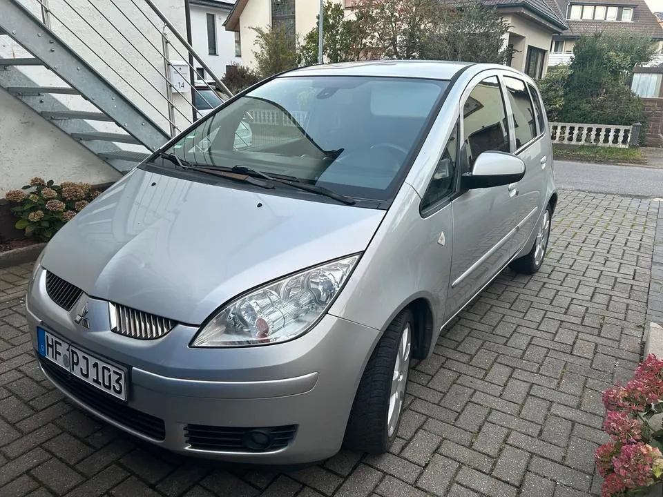 Mitsubishi Colt