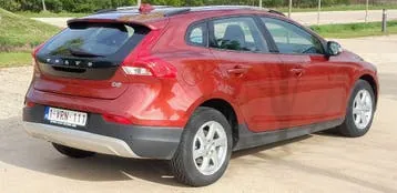 Volvo V40 2016 photo 2