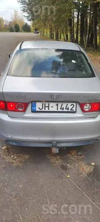 Honda Accord 2004 photo 5