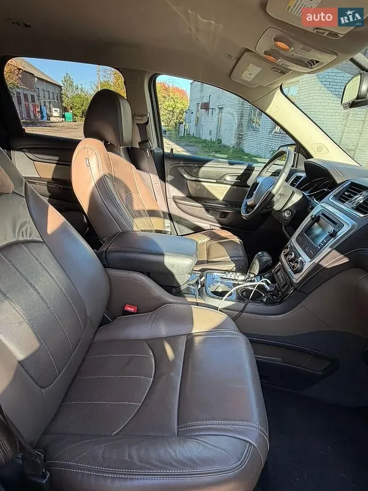 GMC Acadia 2017 photo 5