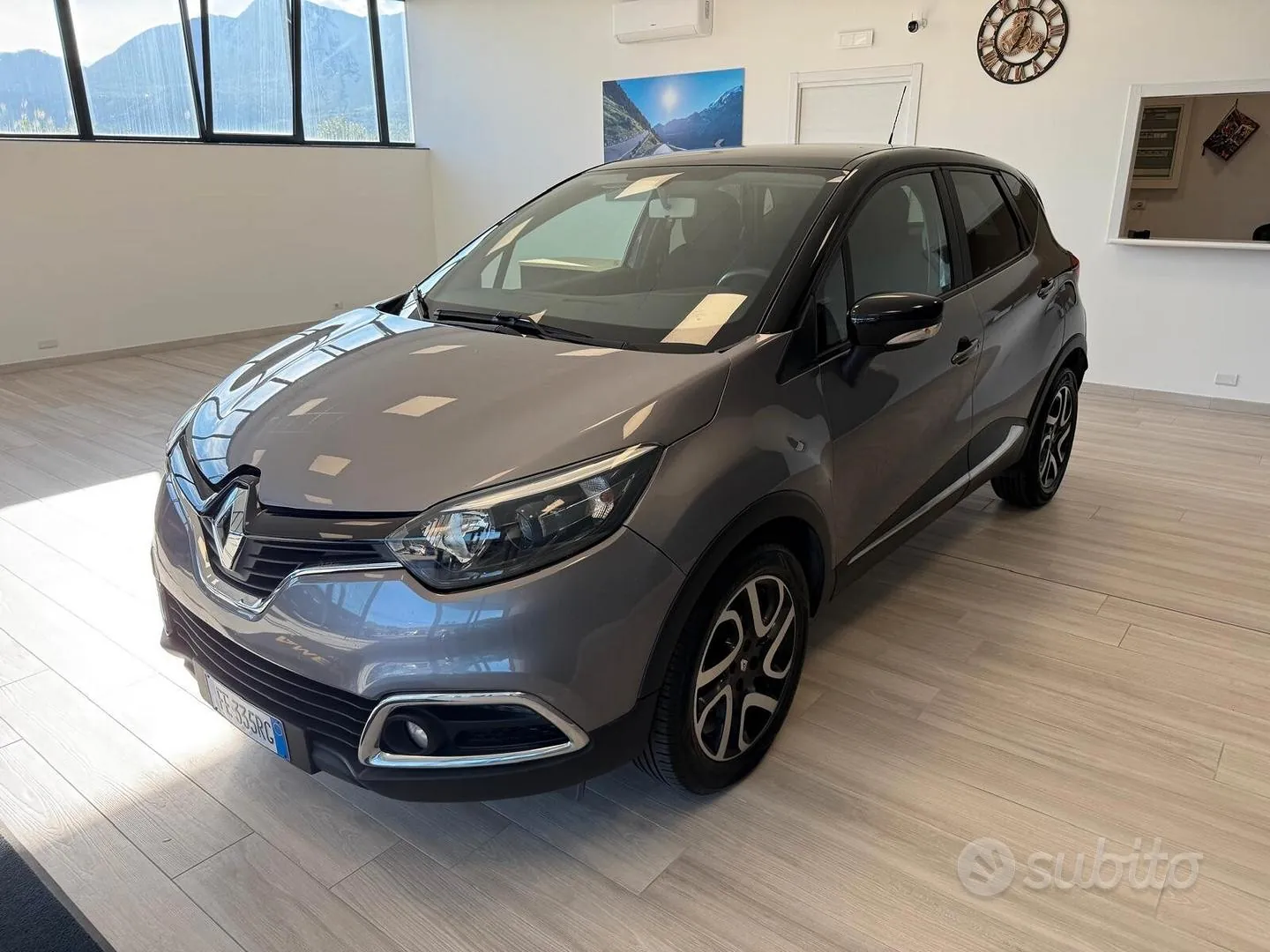 Renault Captur 2016 photo 2
