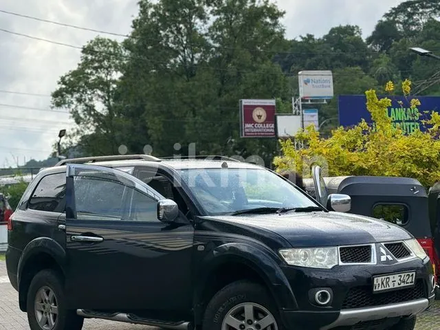 Mitsubishi Montero