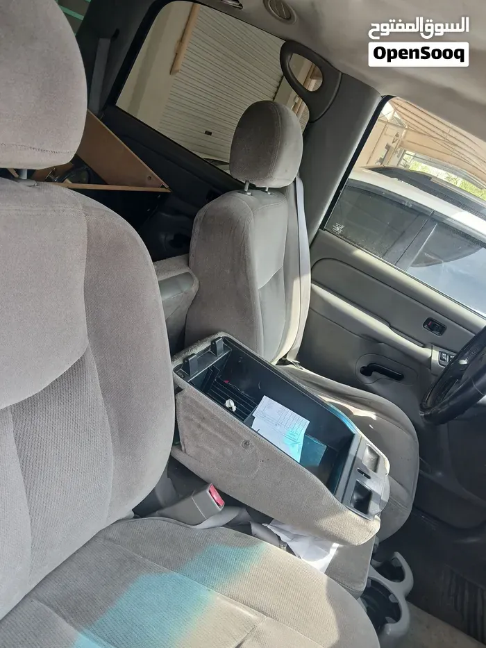 GMC Yukon 2005 photo 2