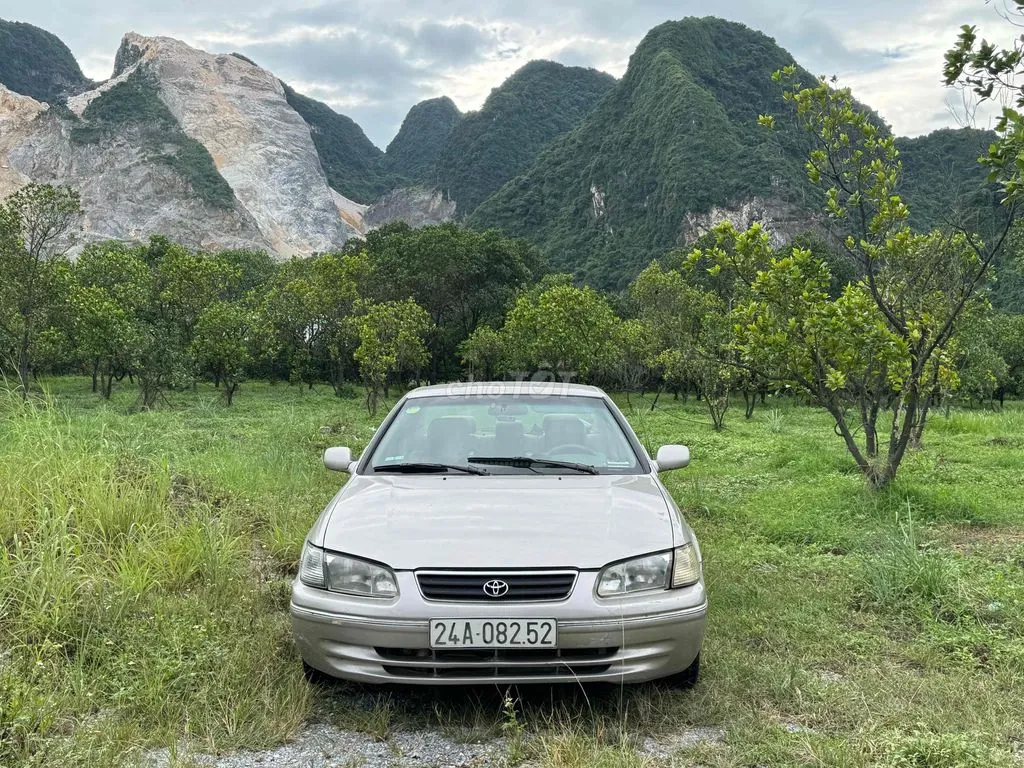 Toyota Camry 2001 photo 2