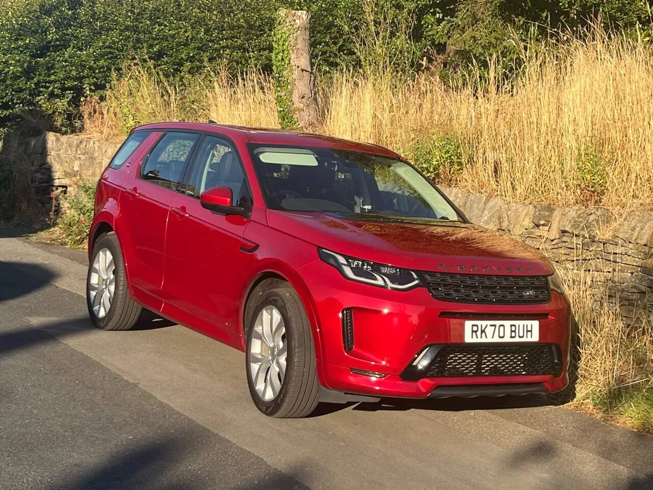 Land Rover Discovery Sport 2020 photo 2