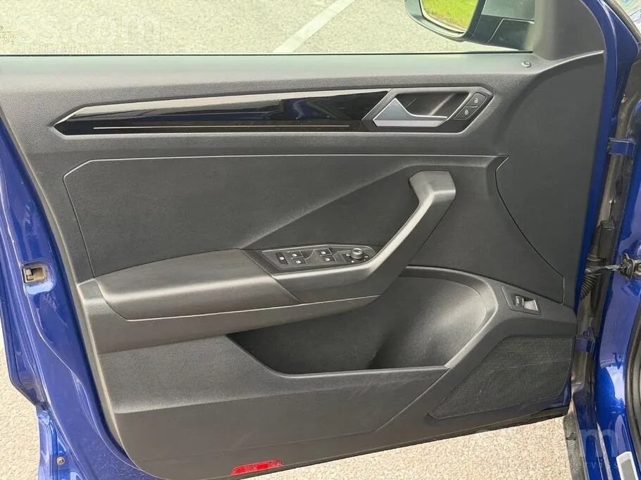 Volkswagen T-Roc 2020 photo 5