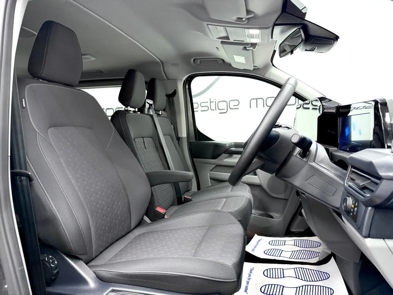 Ford Transit Custom 2025 photo 4