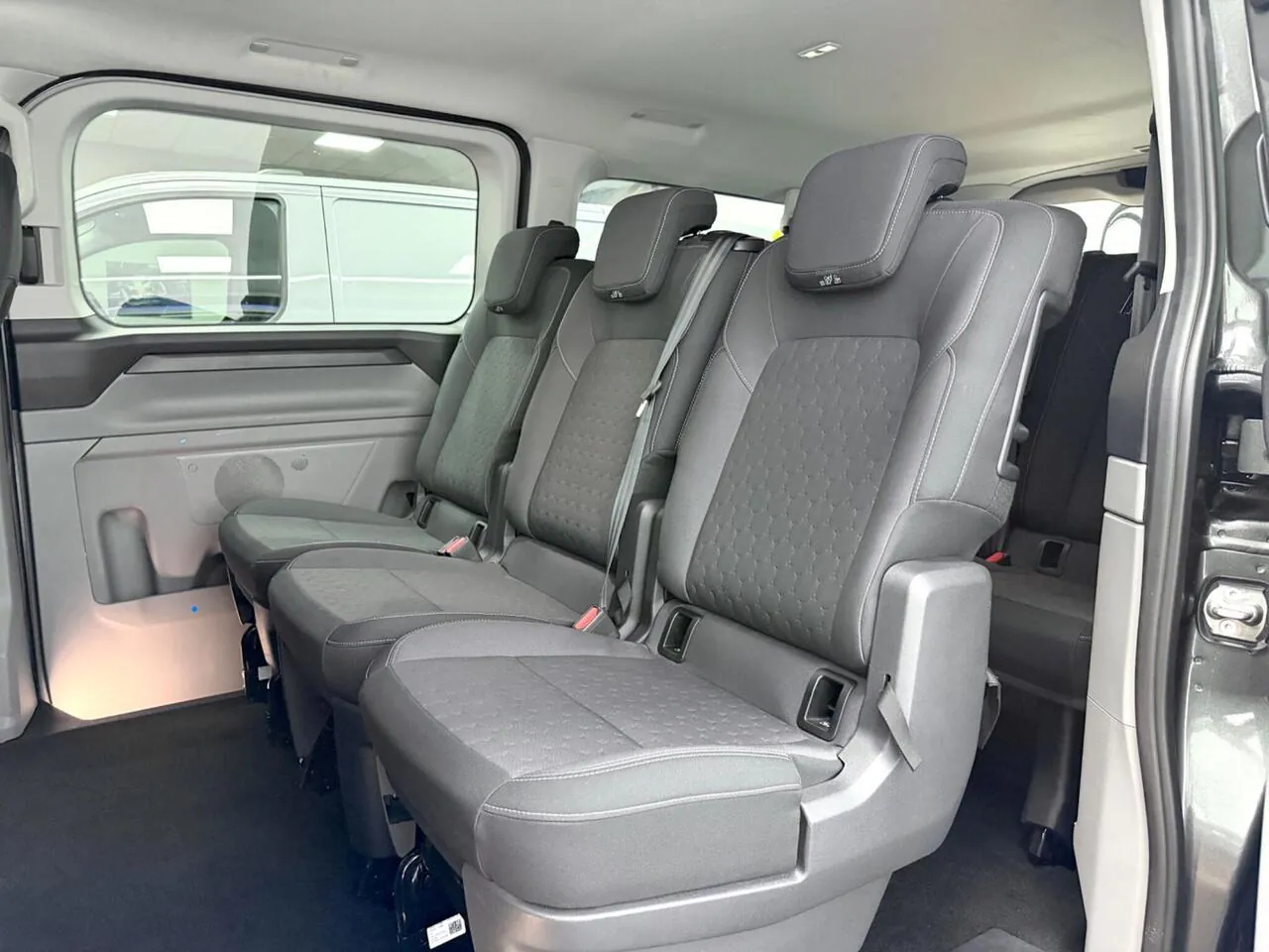 Ford Transit Custom 2025 photo 5