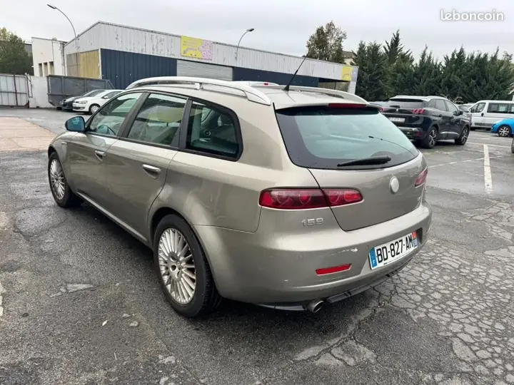 Alfa Romeo 159 2007 photo 3