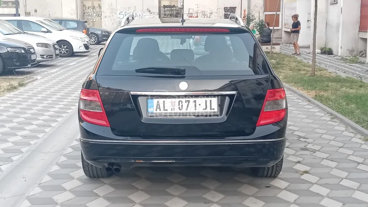 Mercedes-Benz C 200 2008 photo 5