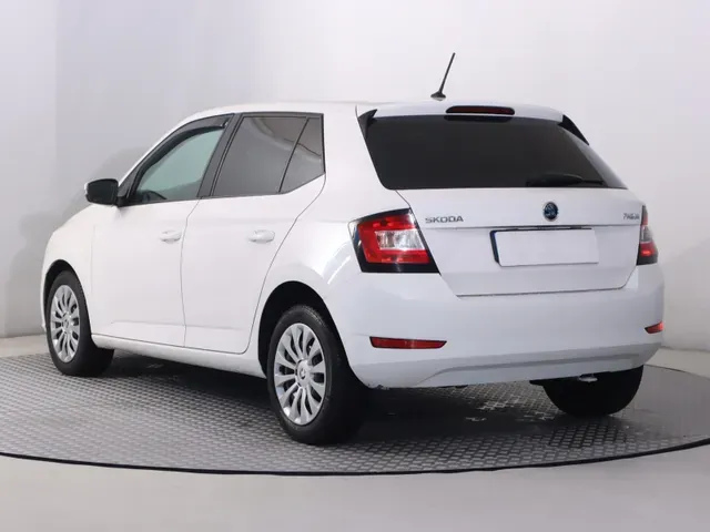 Skoda Fabia 2019 photo 3