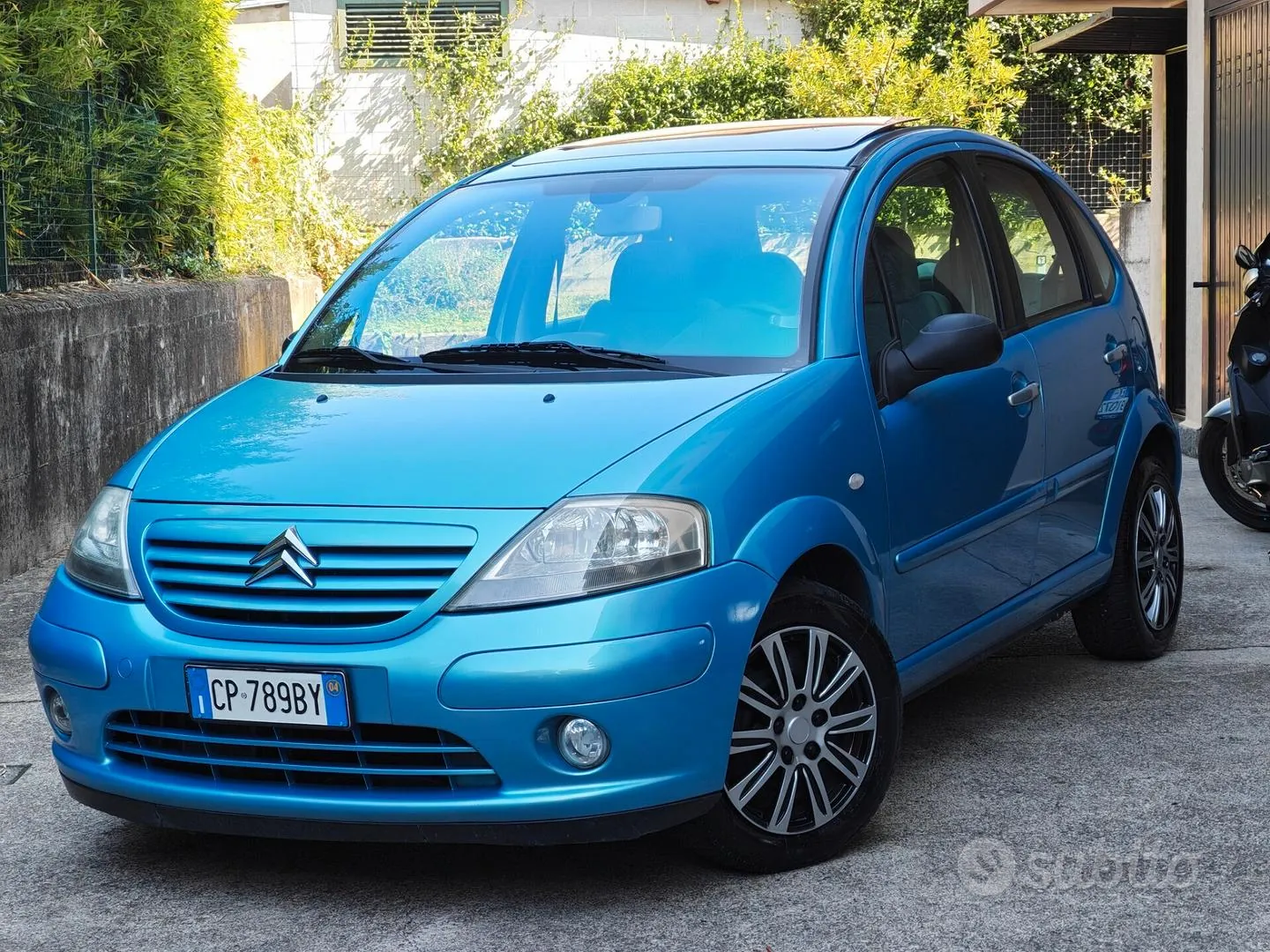 Citroen C3 2004 photo 2