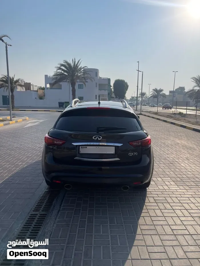 Infiniti Qx70 2016 photo 3