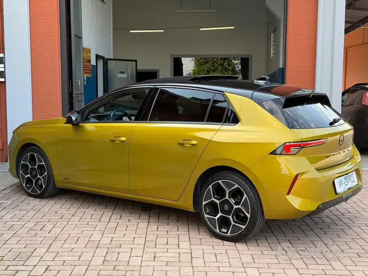 Opel Astra 2022 photo 4