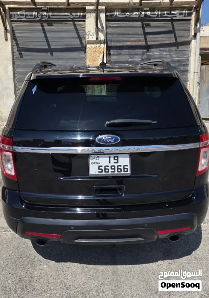 Ford Explorer 2011 photo 3