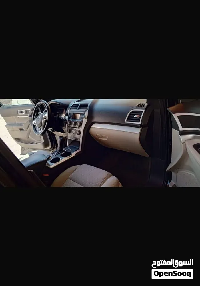 Ford Explorer 2011 photo 4