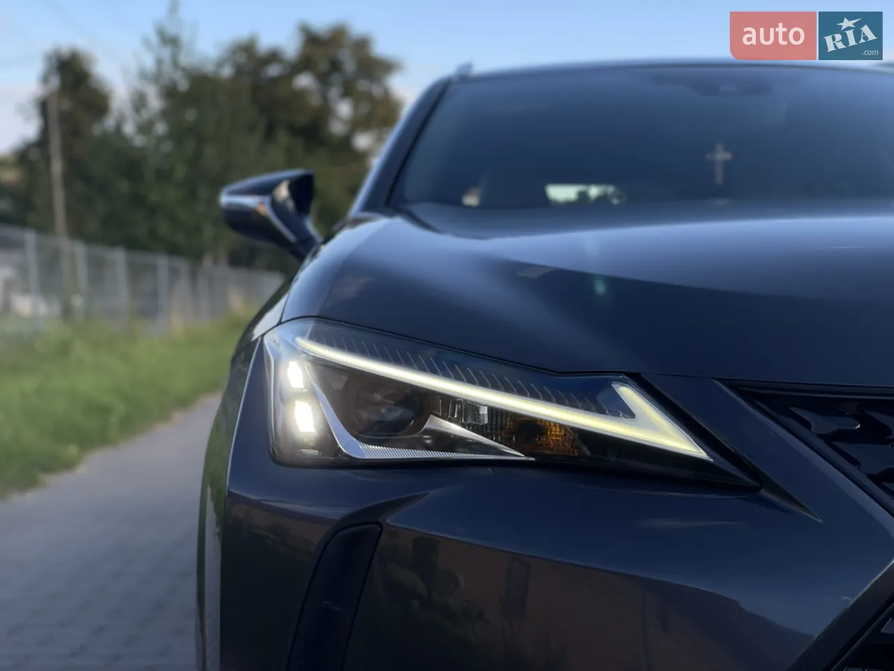Lexus Ux 2022 photo 4