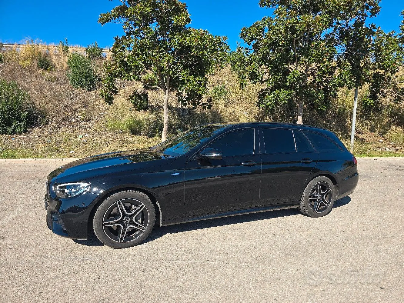 Mercedes-Benz E-Class 2022 photo 2