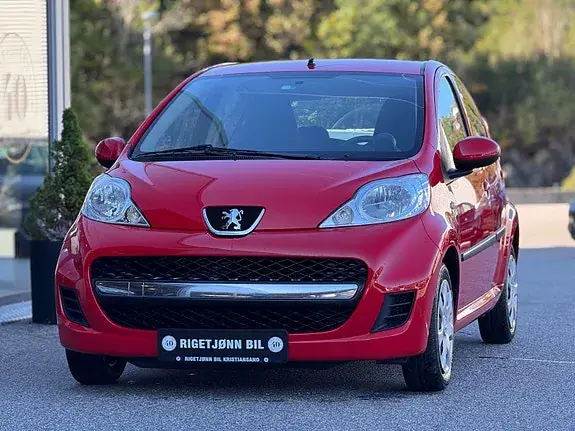 Peugeot 107 2010 photo 2
