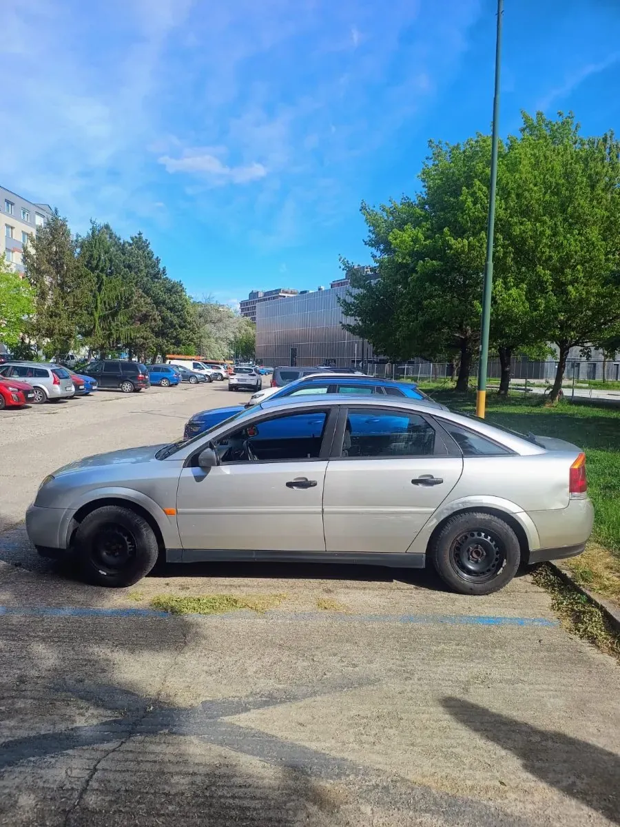 Opel Vectra 2005 photo 2