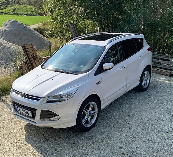Ford Kuga 2014 photo 3