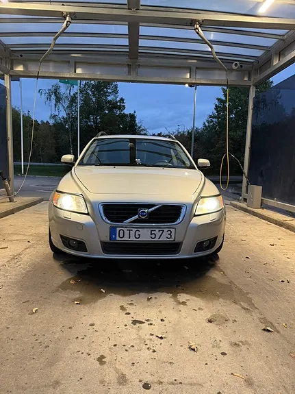 Volvo V50 2009 photo 2