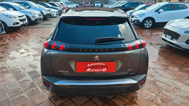 Peugeot 2008 2021 photo 4