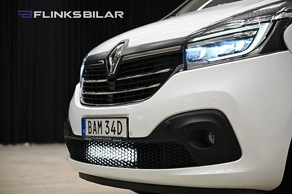 Renault Trafic 2022 photo 5