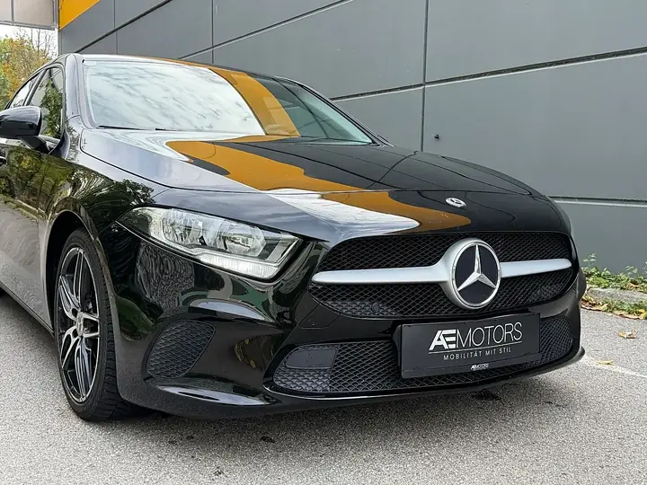 Mercedes-Benz A-Class 2019 photo 3