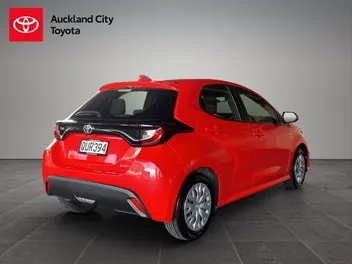 Toyota Yaris 2024 photo 4