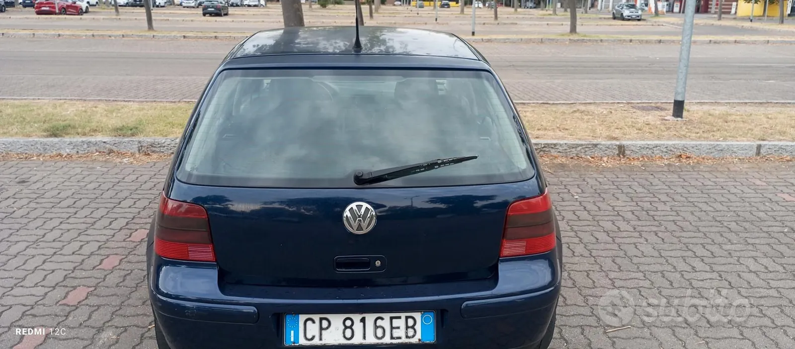 Volkswagen Golf 2003 photo 2