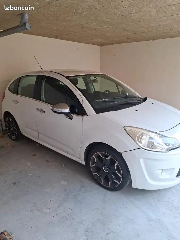Citroen C3 2011 photo 3