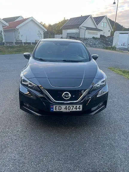 Nissan Leaf 2021 photo 3