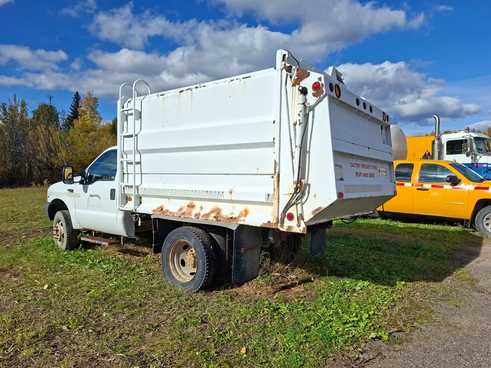 Ford F-450 Super Duty 1999 photo 3