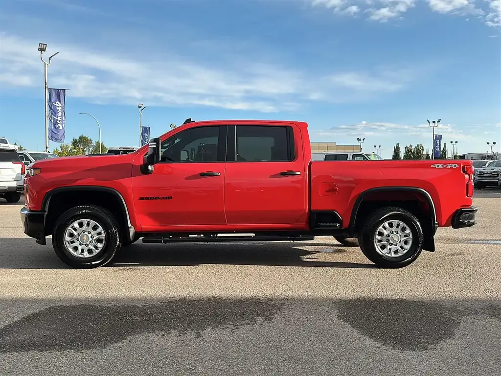 Chevrolet Silverado 2500 2020 photo 2