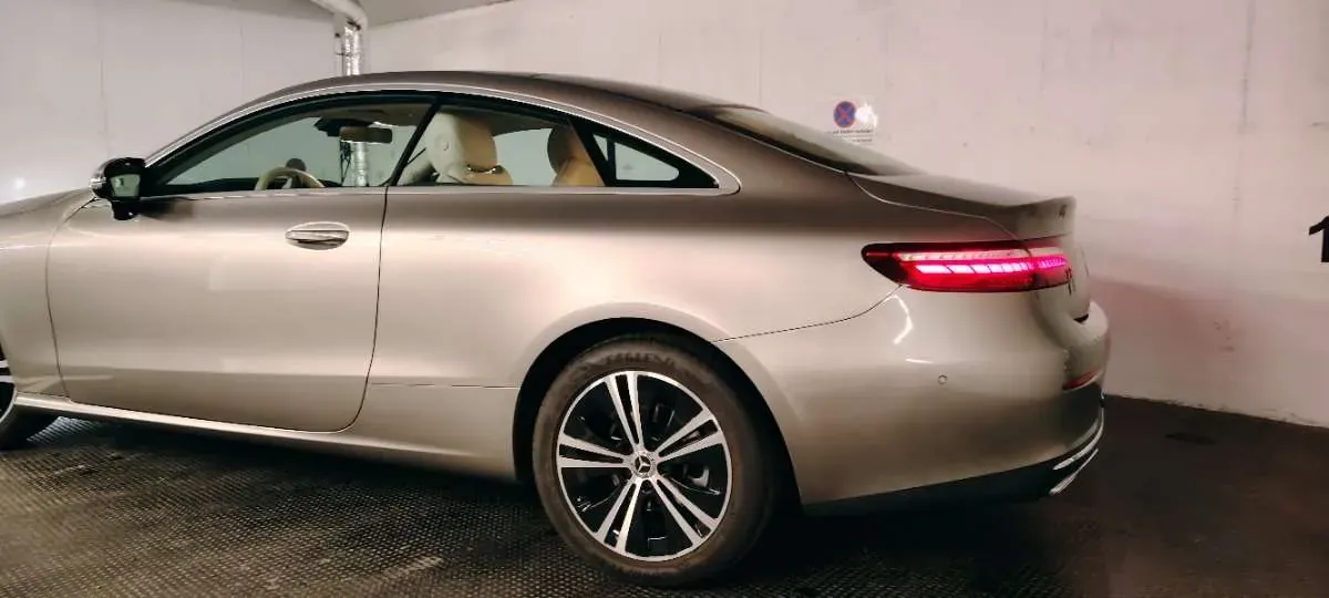 Mercedes-Benz E-Class 2022 photo 2