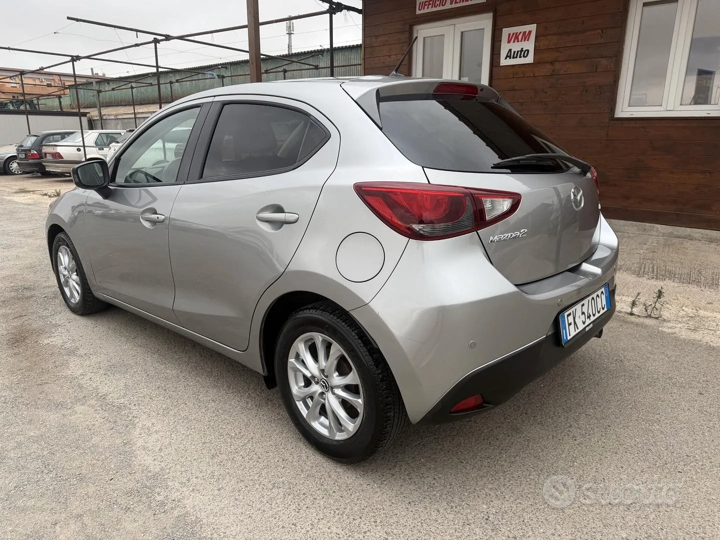 Mazda 2 2017 photo 4