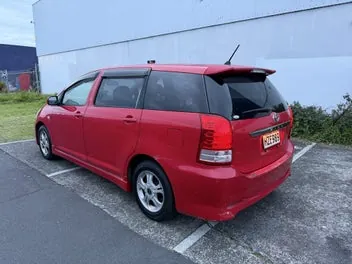 Toyota Wish 2005 photo 4