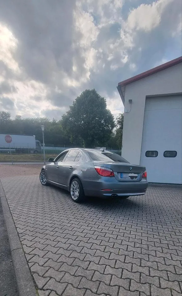 BMW E60