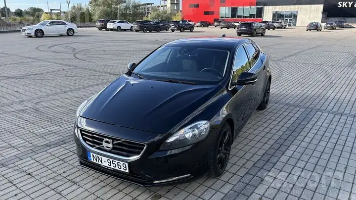 Volvo V40 2013 photo 4