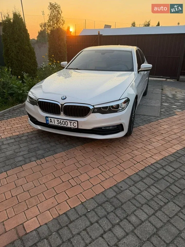 BMW 5 Series 2017 photo 2