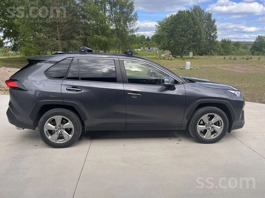 Toyota Rav4 2019 photo 2