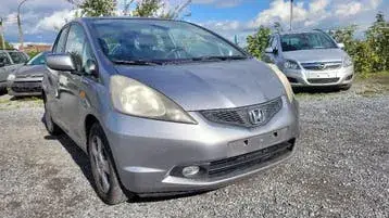 Honda Jazz 2010 photo 2