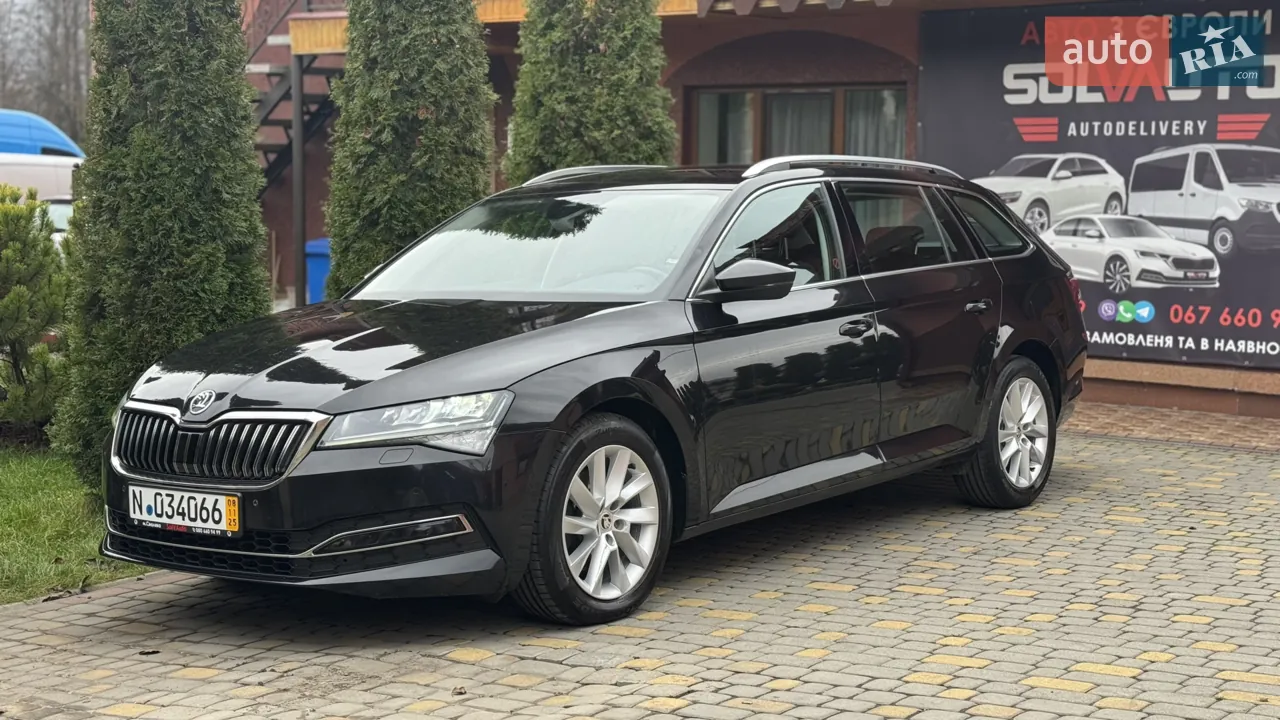 Skoda Superb 2022 photo 5
