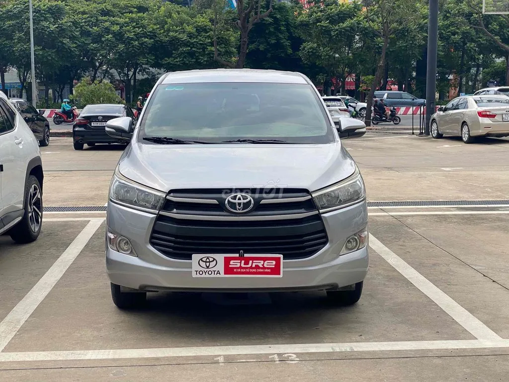 Toyota Innova 2017 photo 2