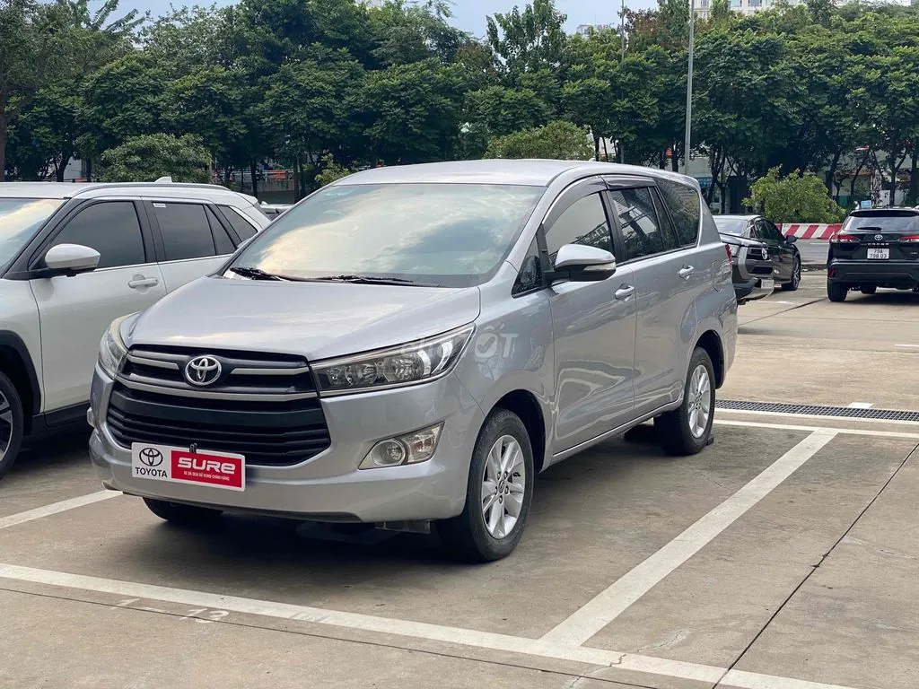 Toyota Innova 2017 photo 3